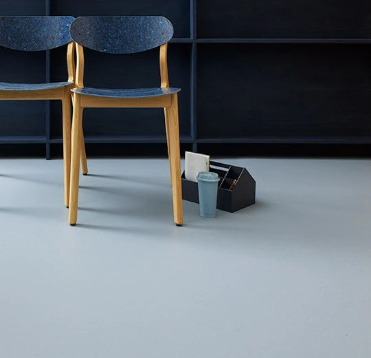 Forbo Marmoleum Cocoa 3586 indigo milk