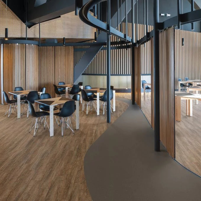 Affinity2⁵⁵ PUR Huckleberry Oak 9882