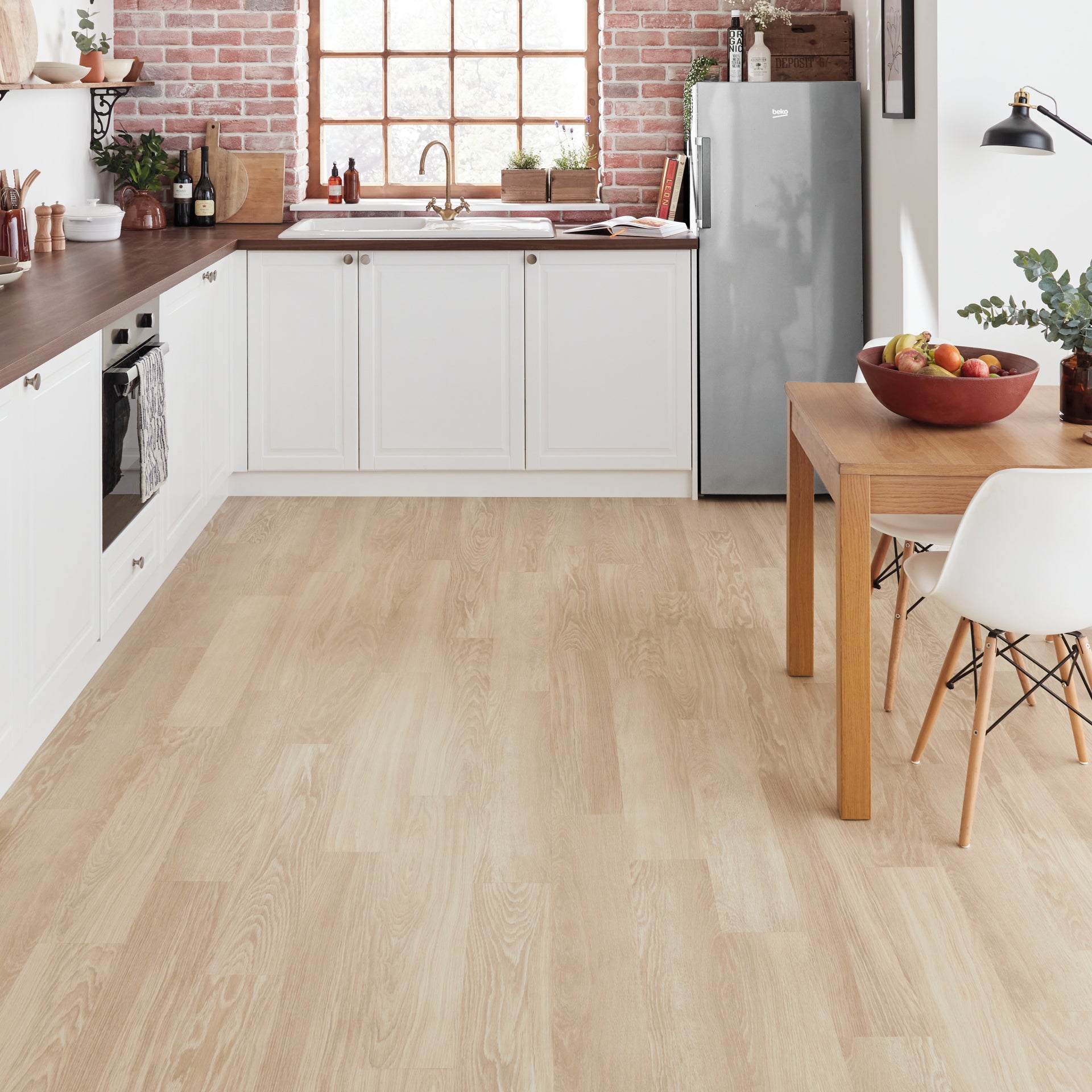 Karndean Knight Tile Dutch Limed Oak KP154 Vinyl Flooring