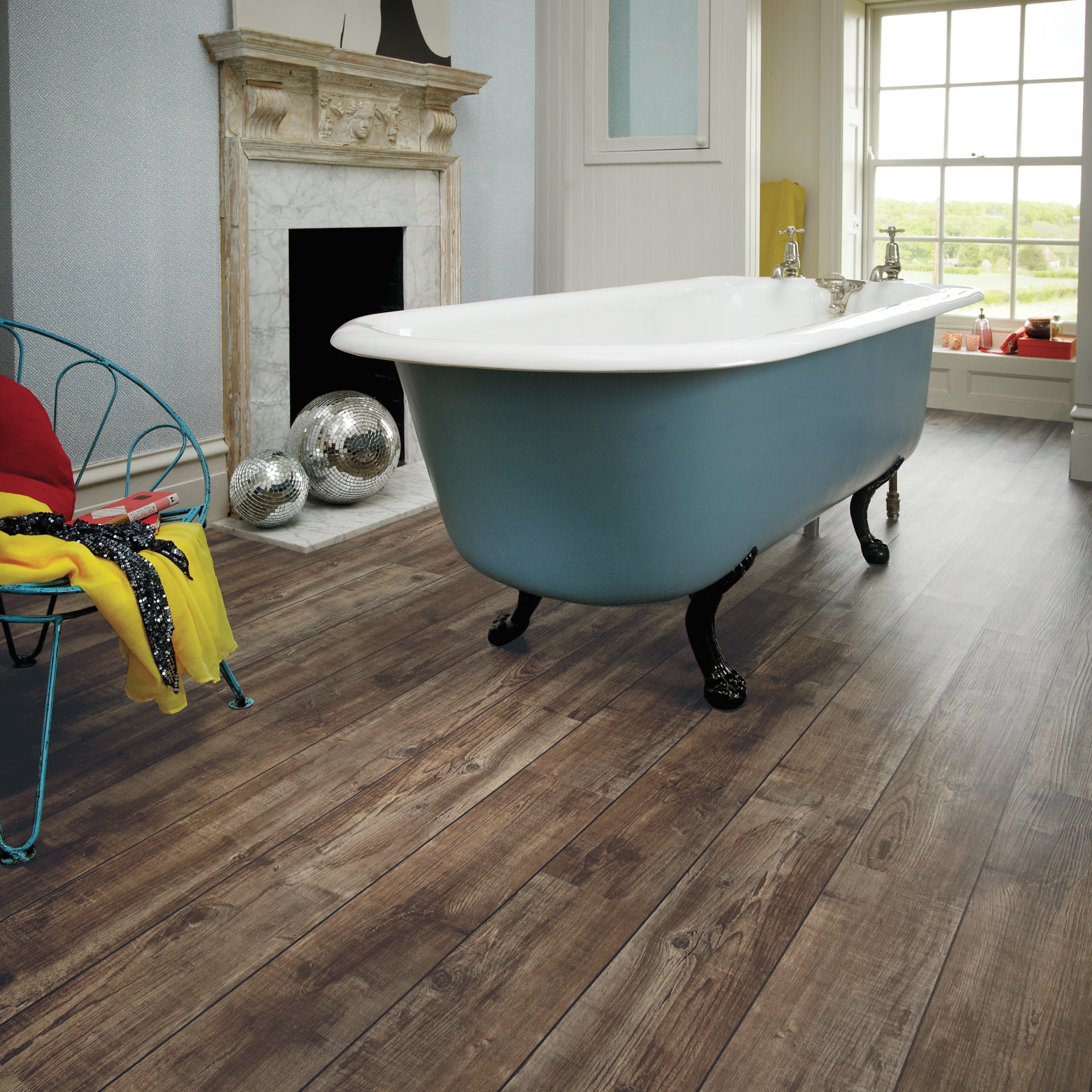 Karndean Knight Tile Mid Worn Oak KP103 Vinyl Flooring