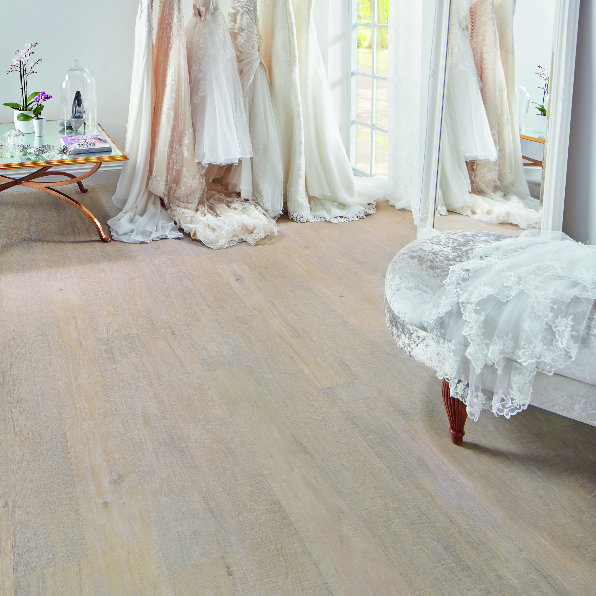 Karndean Knight Tile Coastal Sawn Oak KP136 Vinyl Flooring