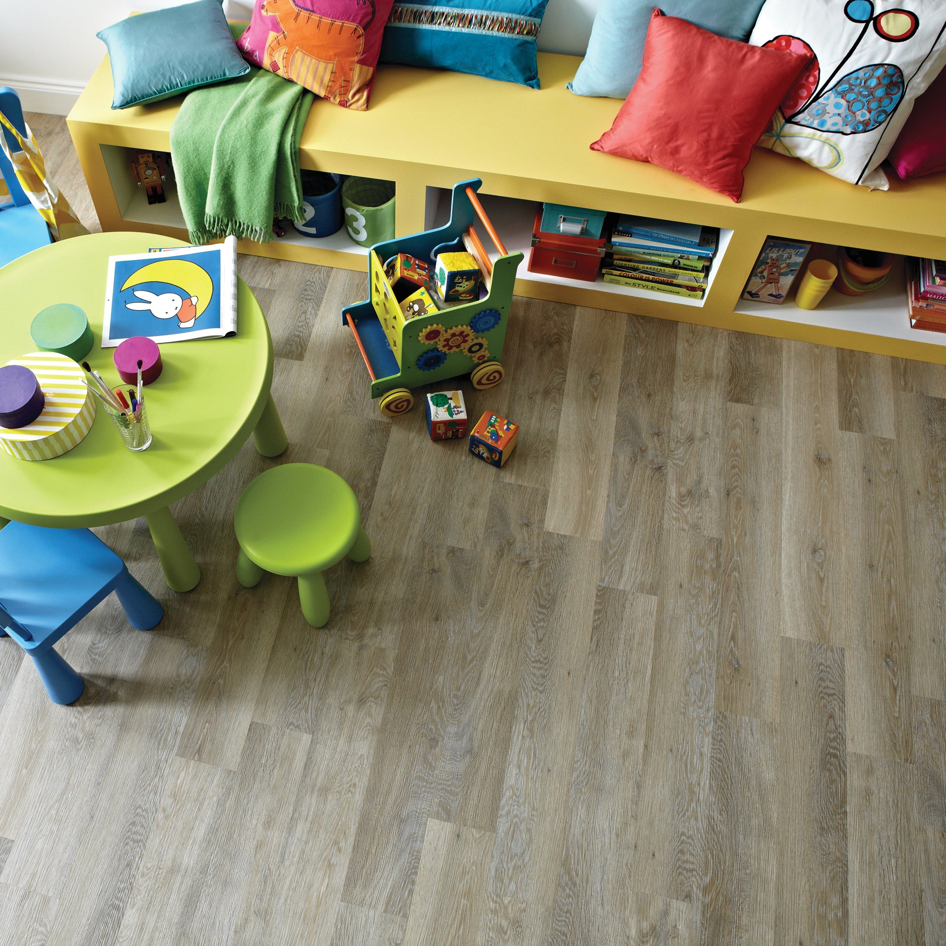 Karndean Knight Tile Rigid Core Lime Washed Oak SCB-KP99-6