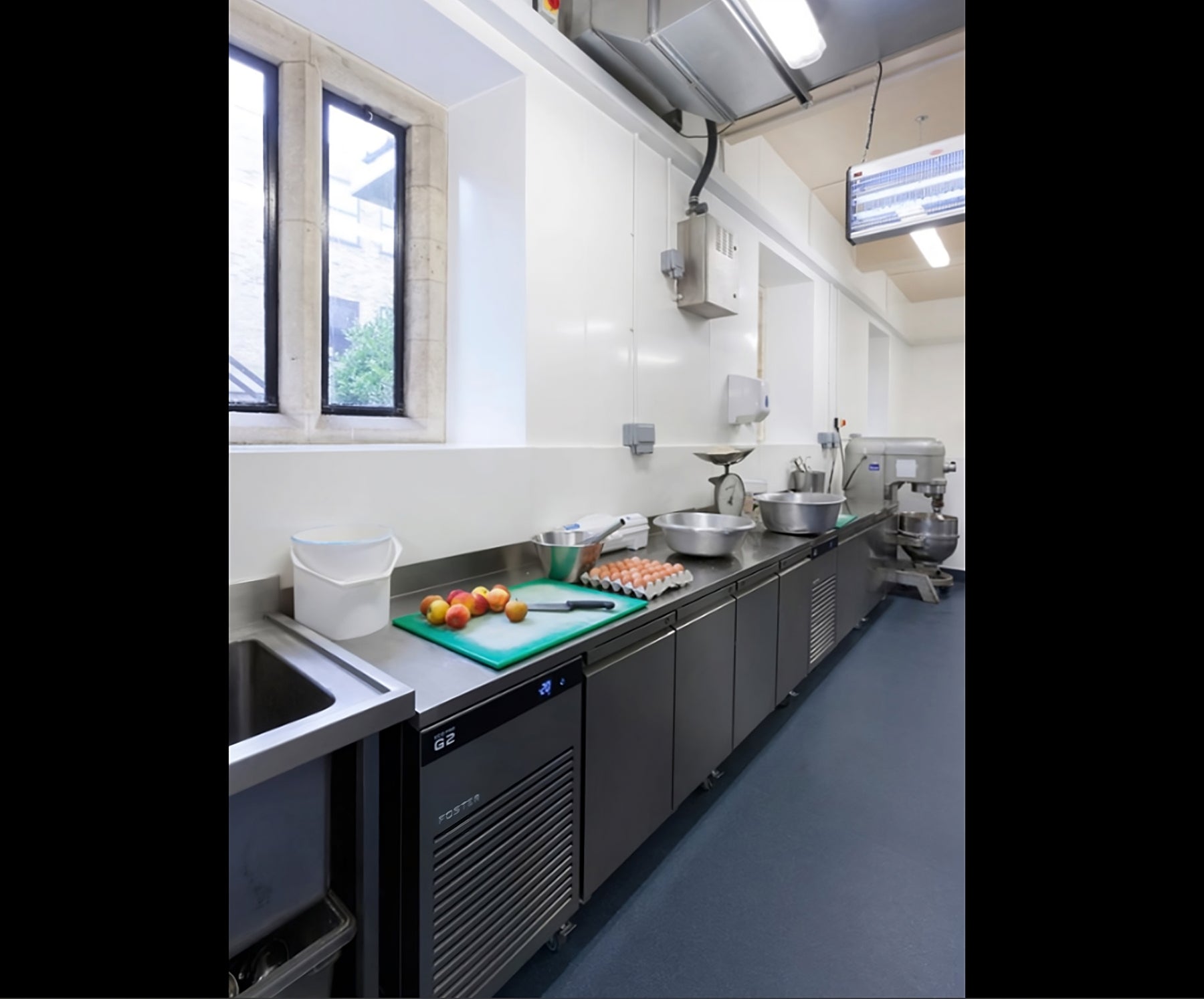 Altro Stronghold 30 adhesive-free Clam AFK30215