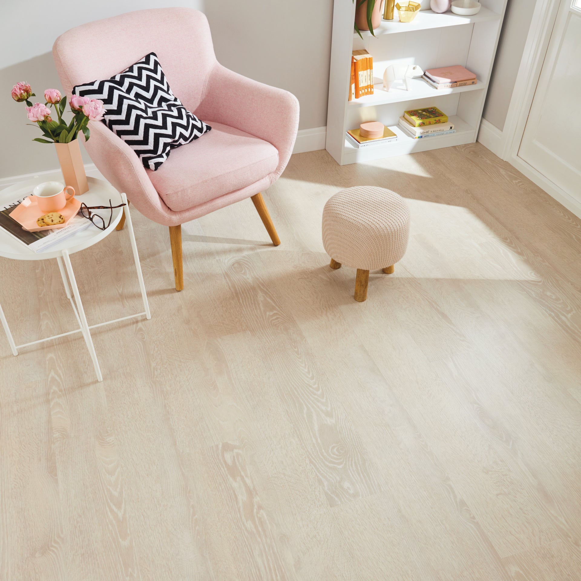 Karndean Van Gogh Blush Oak VGW107T Vinyl Flooring