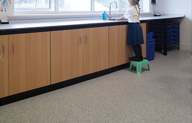 Polysafe Wood Fx Pur Slip Resistant Sheet Flooring