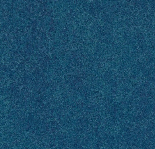 Forbo Marmoleum Marbled 3261 marine