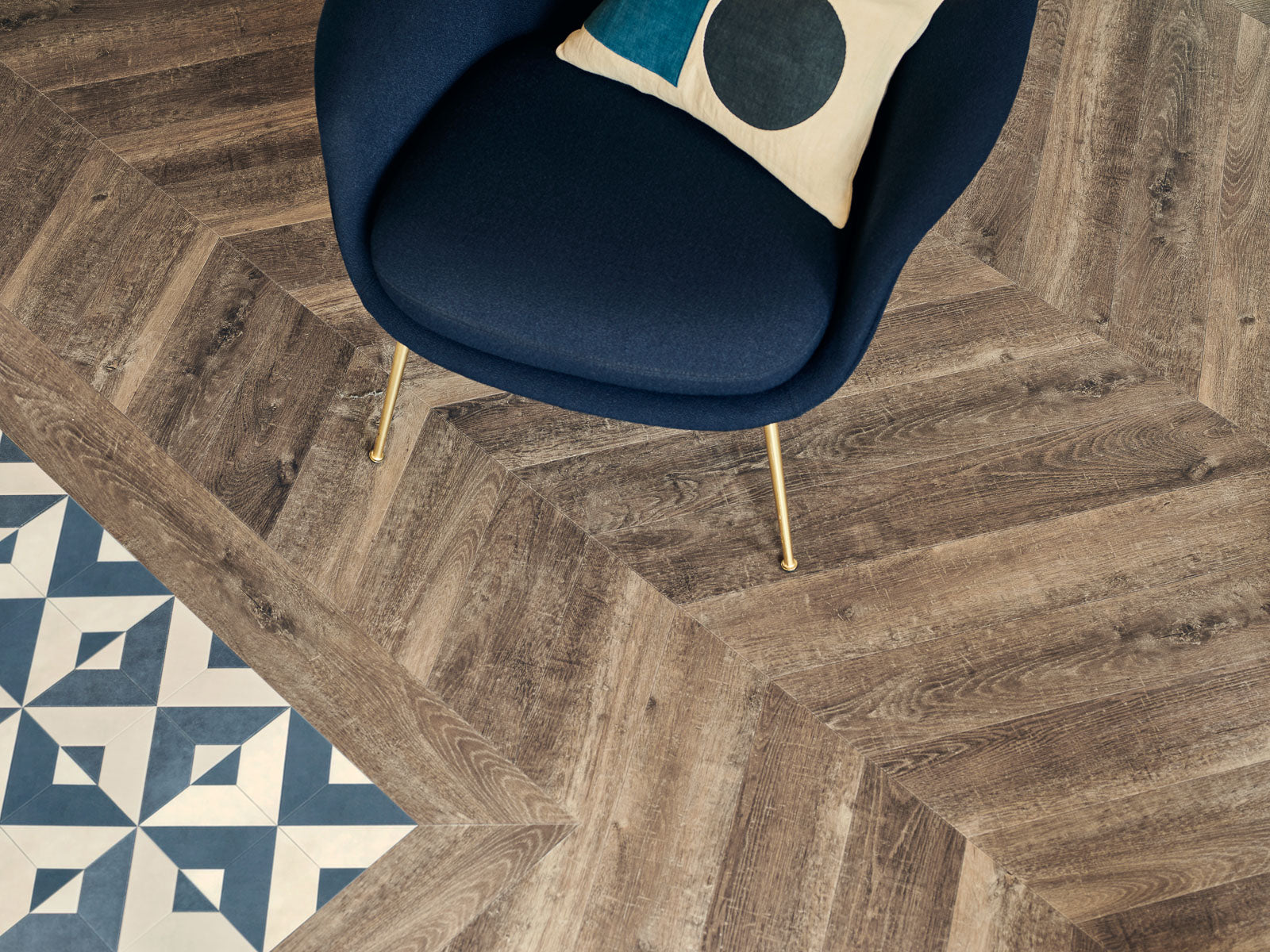 Amtico Signature Aged Oak AR0W7710 | Contract Flooring