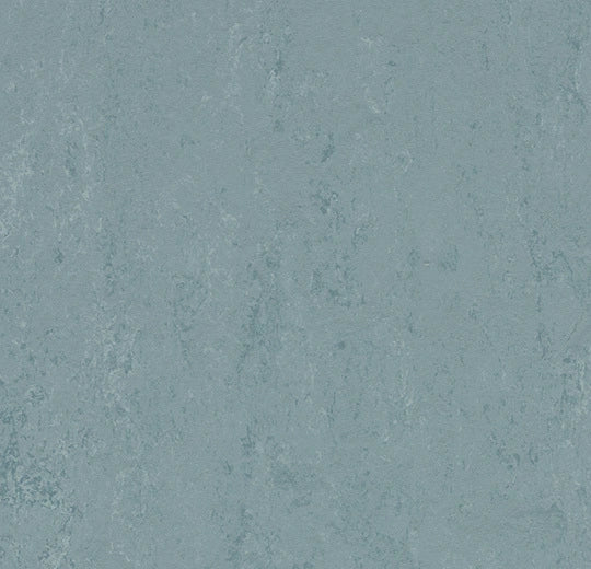 Forbo Marmoleum Concrete 3753 blue ice