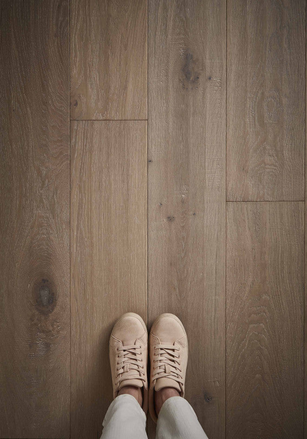 Baltra Oak CON3001