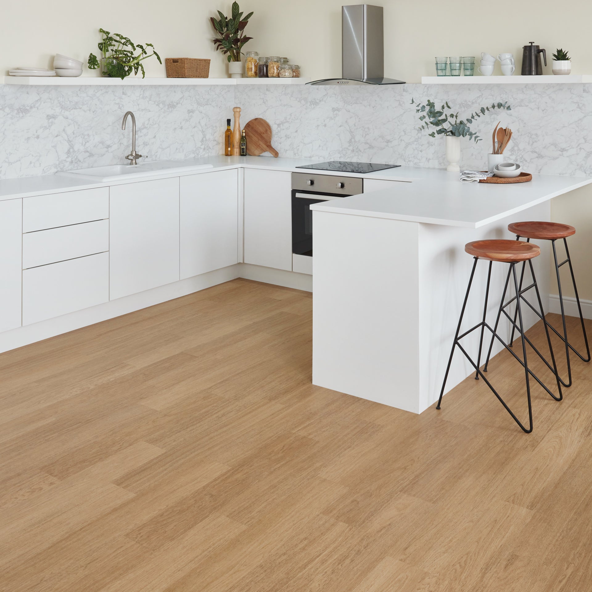 Karndean Knight Tile Natural Studio Oak KP151 Vinyl Flooring