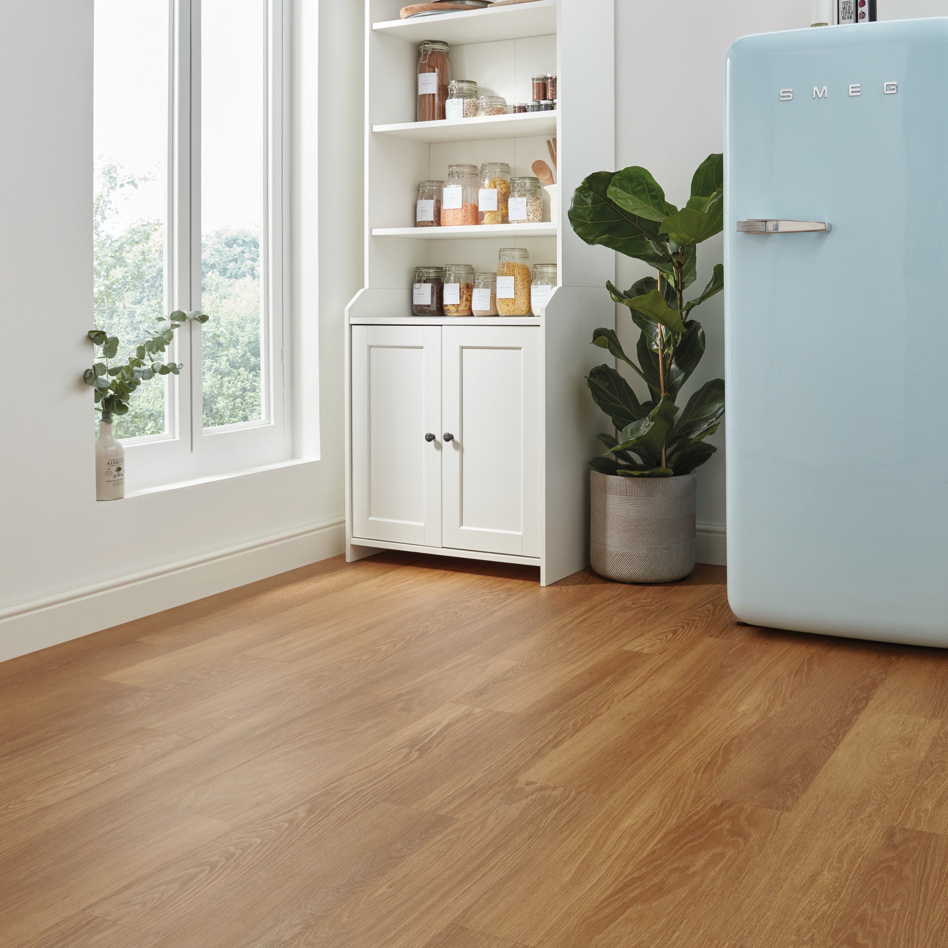 Karndean Knight Tile Honey Limed Oak KP155 Vinyl Flooring