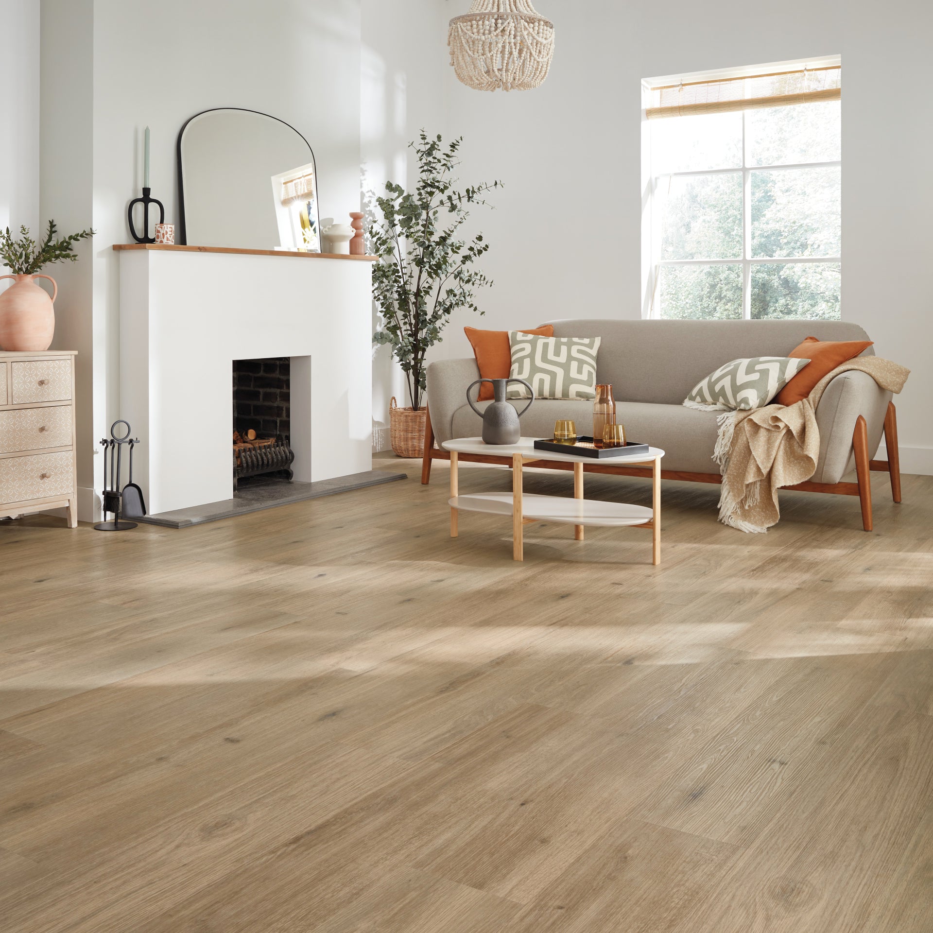 Karndean Van Gogh Country Oak VGW81T Vinyl Flooring | Contract Floo
