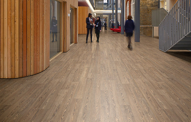 Polysafe Wood FX PUR Silver Oak 3357 - Contract Flooring