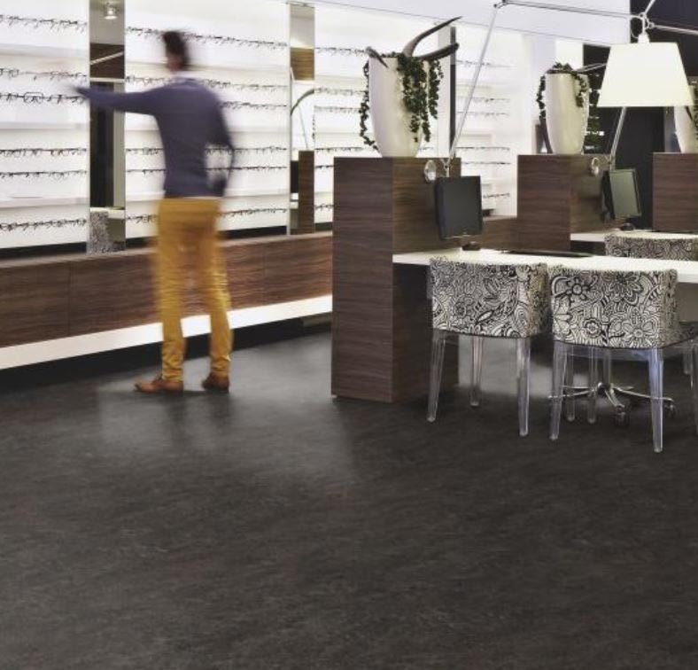 Forbo Marmoleum Marbled 3236 dark bistre - Contract Flooring